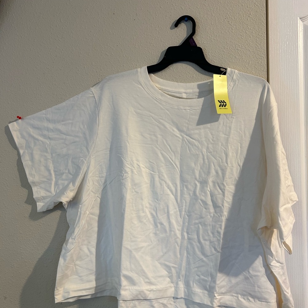 Women’s crop top
